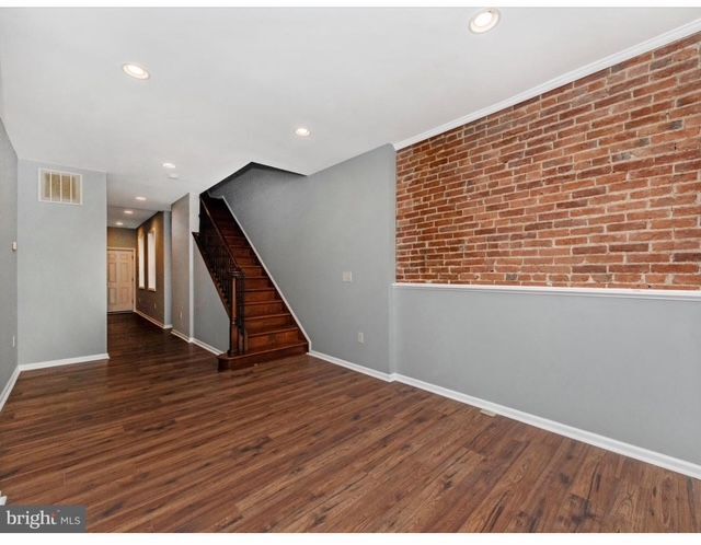 Building Photo - 420 N Collington Ave