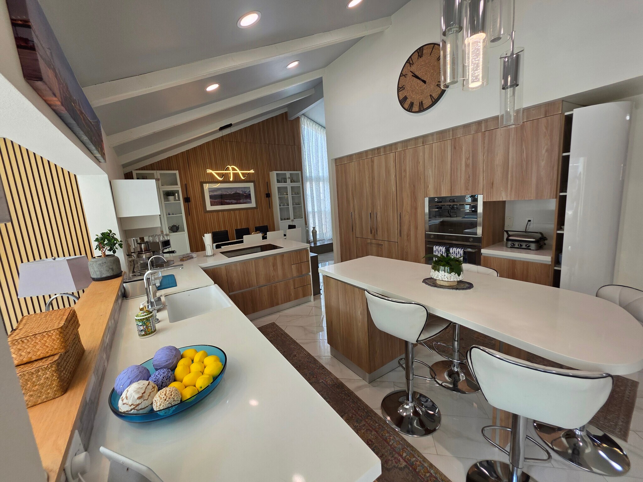 Building Photo - 6097 Charae St