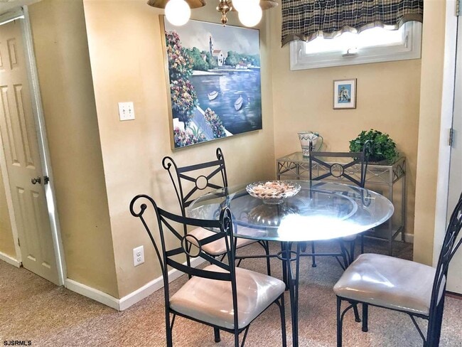 Building Photo - 316 N Vendome Ave