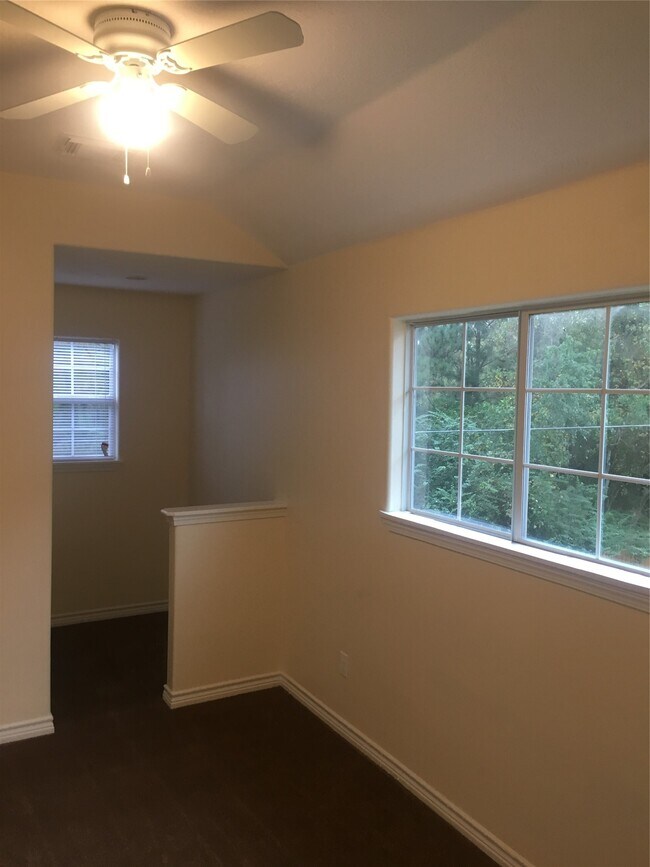 Building Photo - 10642 Logger Pines Trail