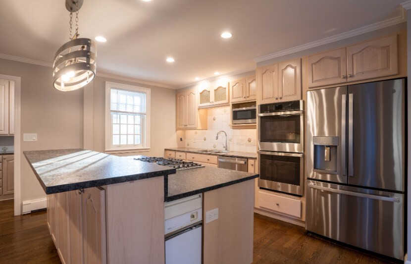 Building Photo - 40 Puddingstone Ln