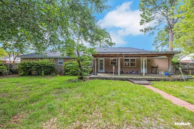 Building Photo - Spacious 4BR House in Fayetteville