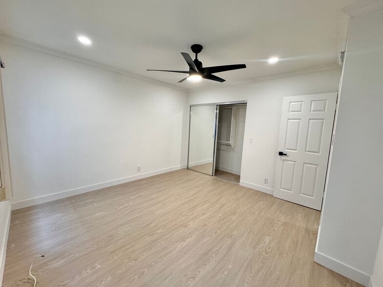 Building Photo - 3608 Keystone Av