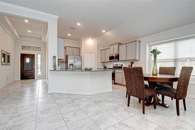Building Photo - 1006 Warm Summer Dr