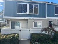 Building Photo - 36 Birchwood Ln