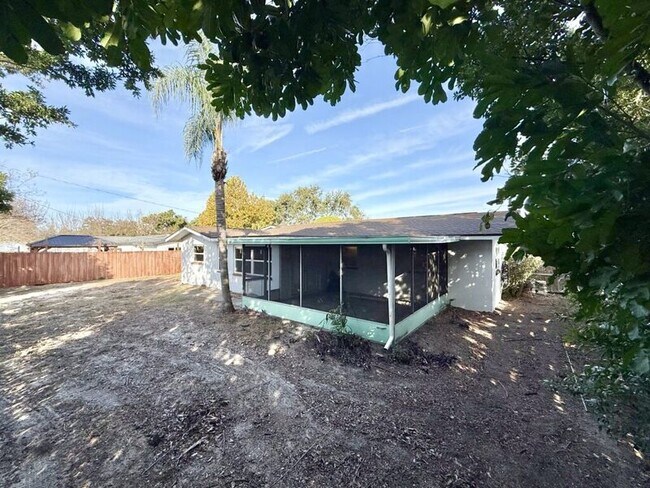 Building Photo - 13788 Montego Dr