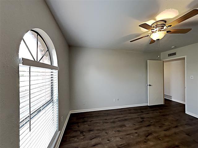 Building Photo - 3522 Whitney Dr