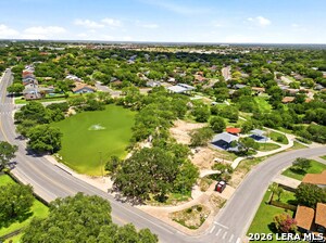 Building Photo - 1114 Churing Dr
