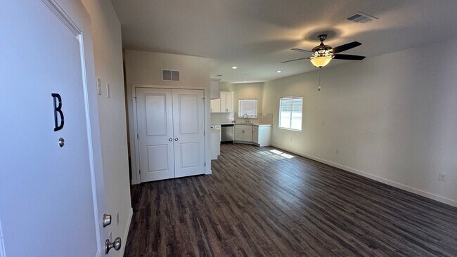 Building Photo - Coyote Run Duplexes