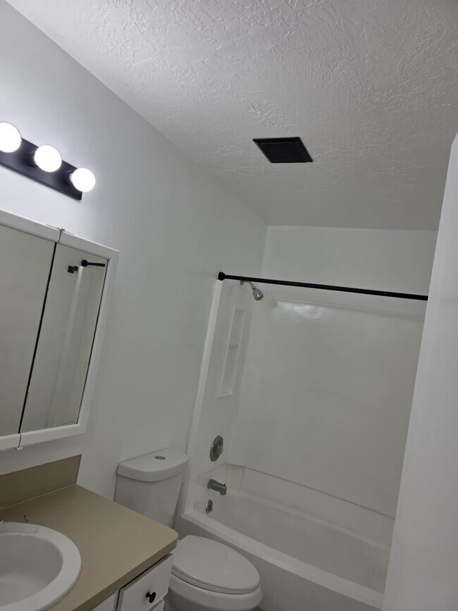 Building Photo - 1455 W 1650 N