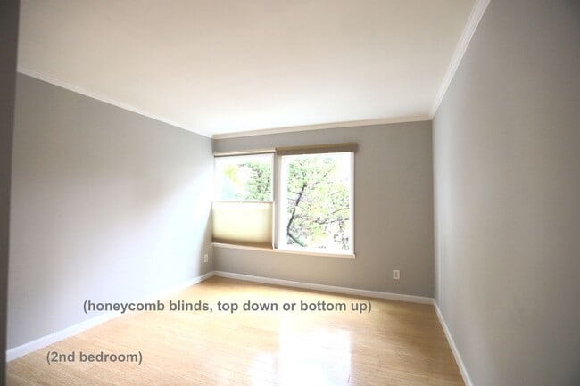 Building Photo - 22 Moss Ave