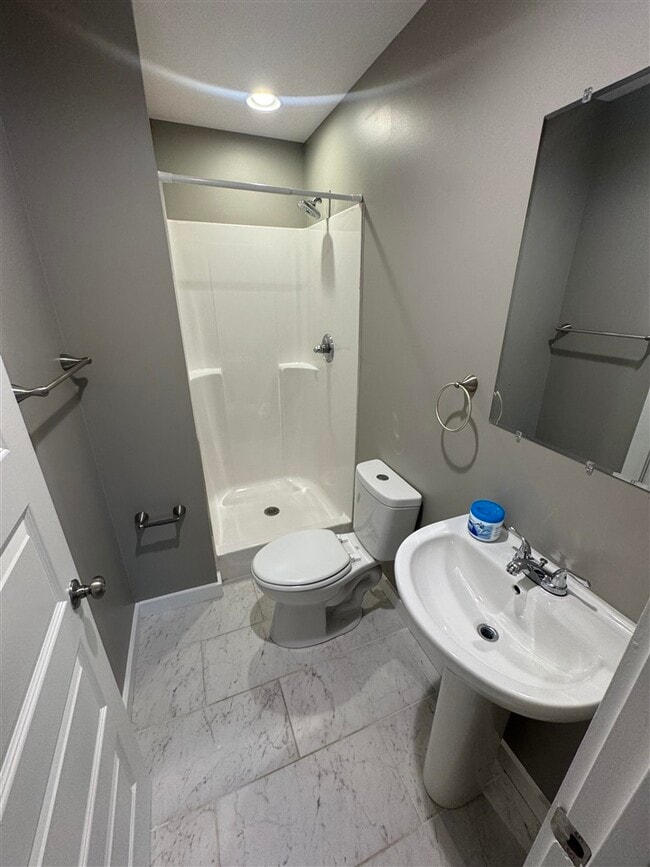 Building Photo - 820 Smith Way