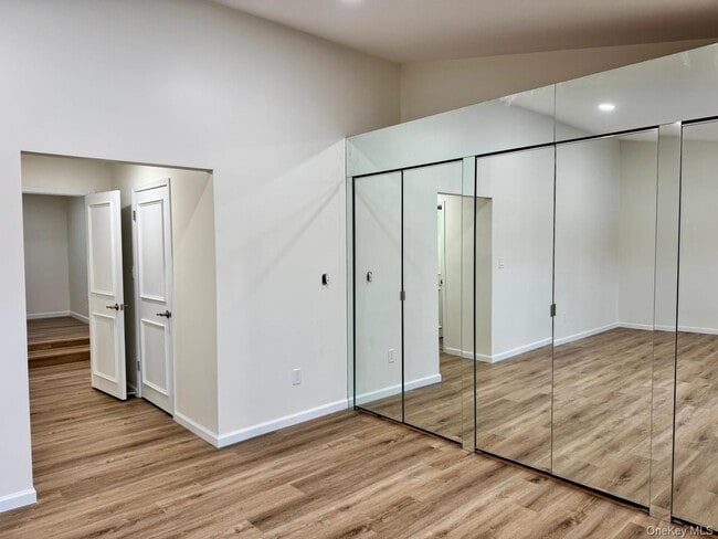 Building Photo - 80 Northgate Cir