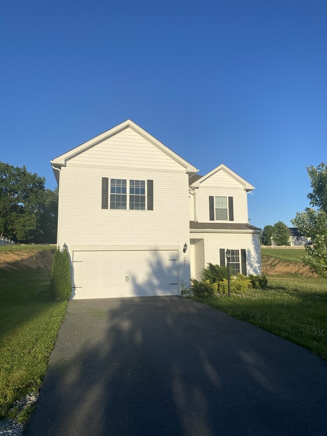 Building Photo - 697 Rivanna Run