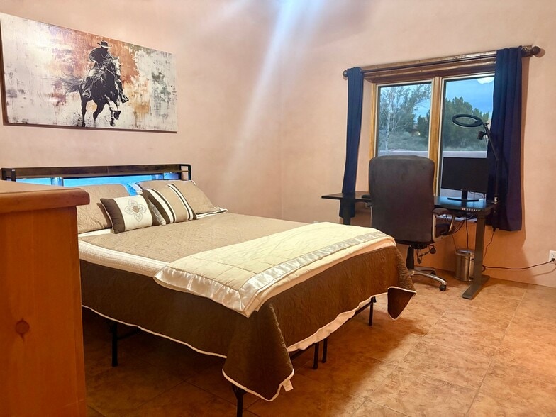 Building Photo - 31 Cll Capulin