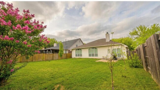 Building Photo - 3845 Harvey Penick Dr