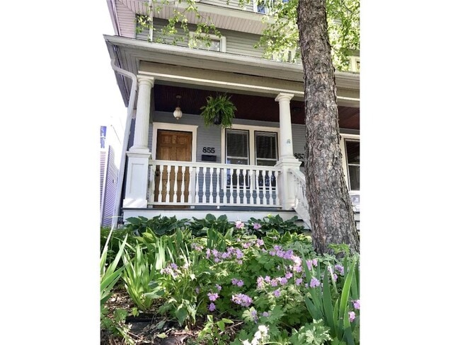 Building Photo - 855 Ashland Ave