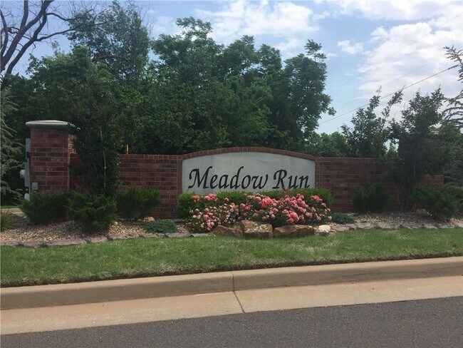 Building Photo - 1708 Meadow Run Dr