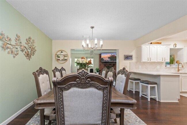 Building Photo - 3130 NW 69th St