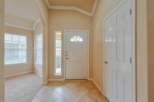 Building Photo - 5230 Garnetfield Ln
