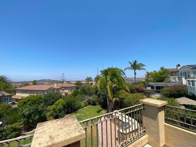 Building Photo - 7422 Sitio Montilla