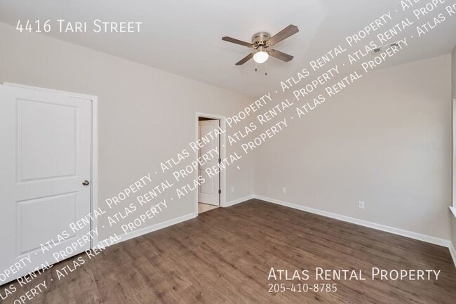 Building Photo - 4416 Tari St