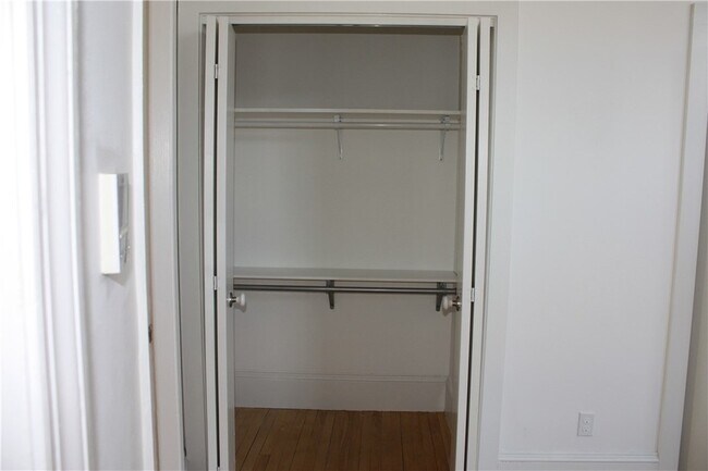 Building Photo - 225 Weybosset St