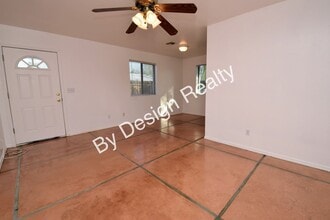 Building Photo - 2-Bed 1-Bath near University of Arizona with private yard