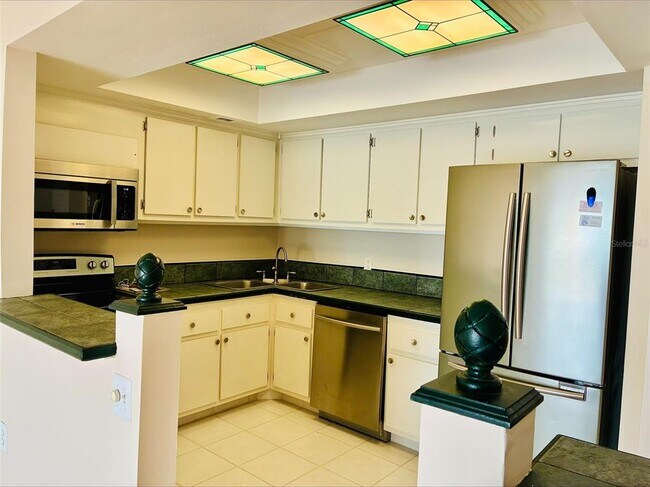 Building Photo - 800 S Gulfview Blvd