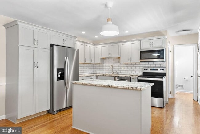 Building Photo - 55 Fremont Rd