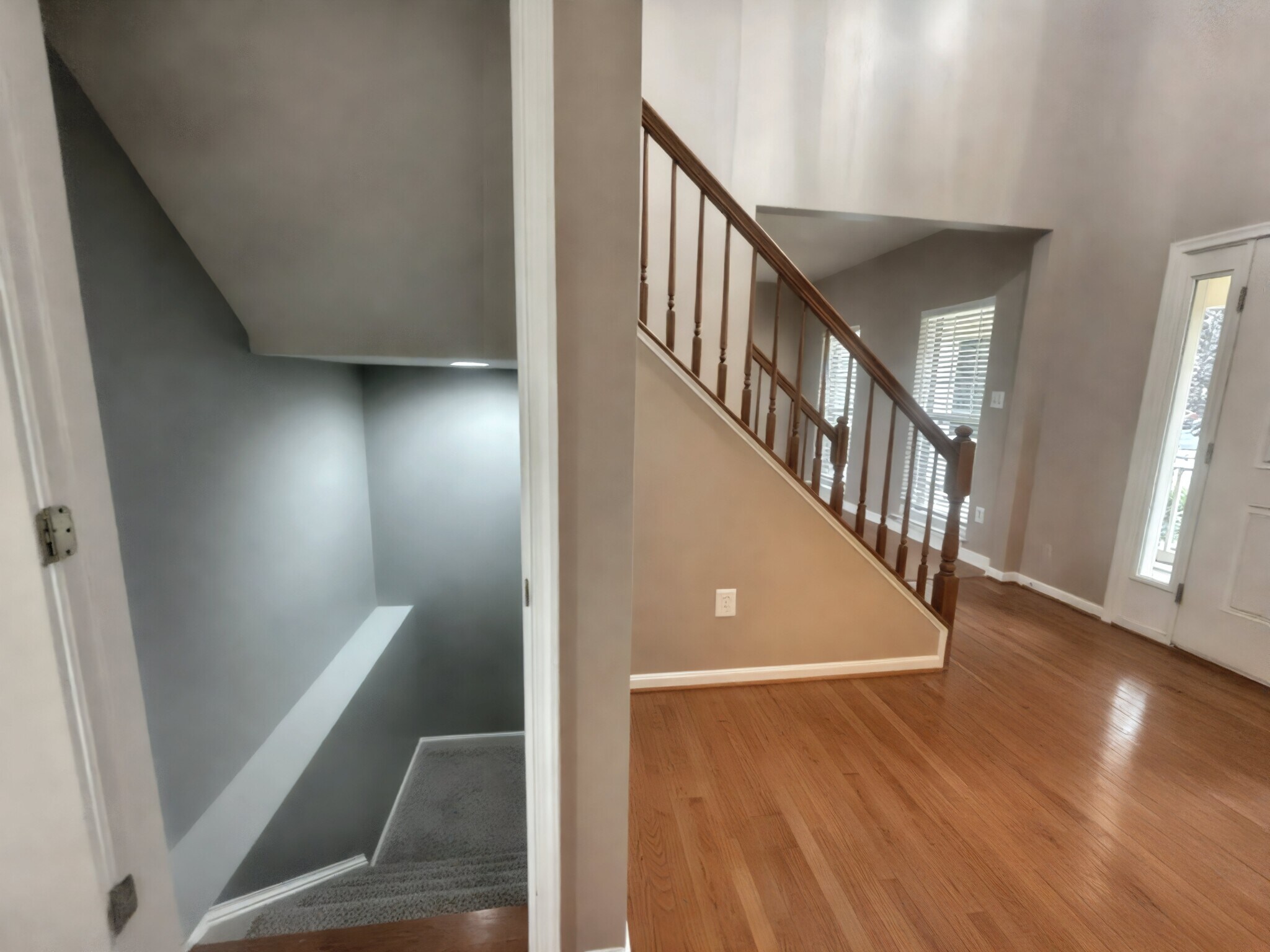 Basement enterance - 15024 Burgandine Ave