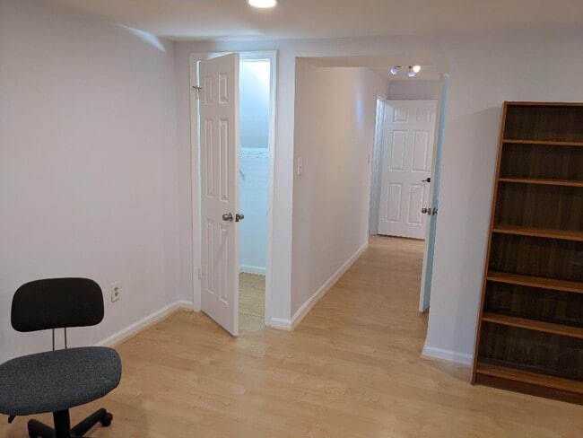 Building Photo - 5806 Bridgetown Ct