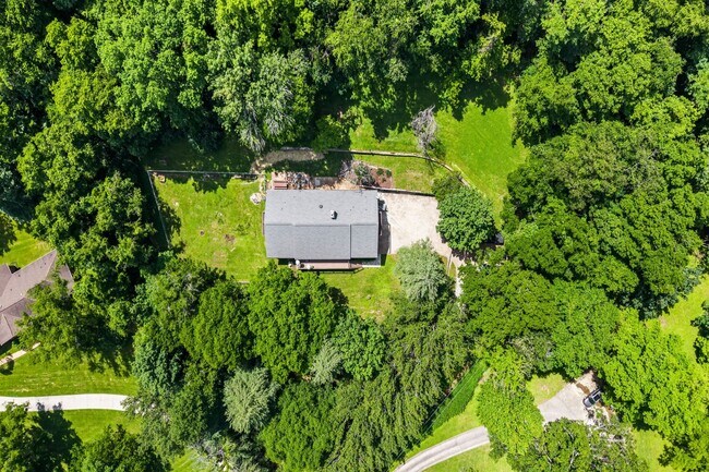 Building Photo - 5353 Green Valley Ct