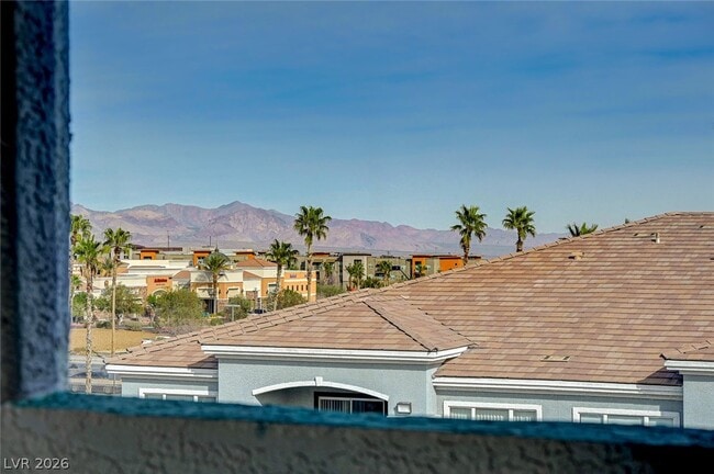 Building Photo - 6955 N Durango Dr