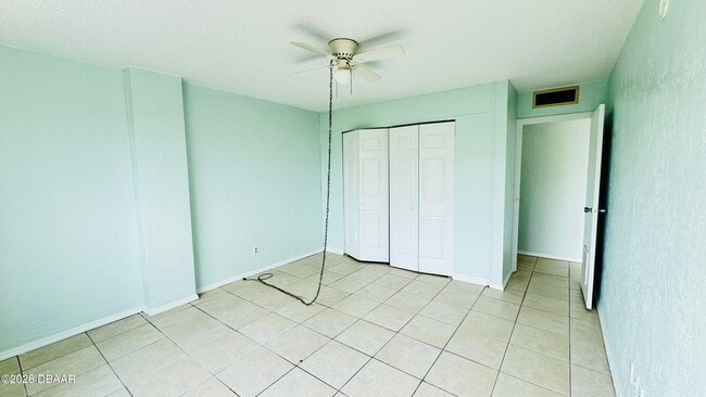 Building Photo - 732 N Halifax Ave