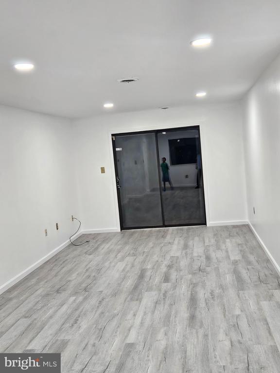 Building Photo - 55 Holly Dr