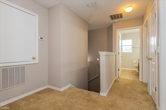 Building Photo - 4 br, 2.5 bath House - 1709 Madison Ivy Ci...