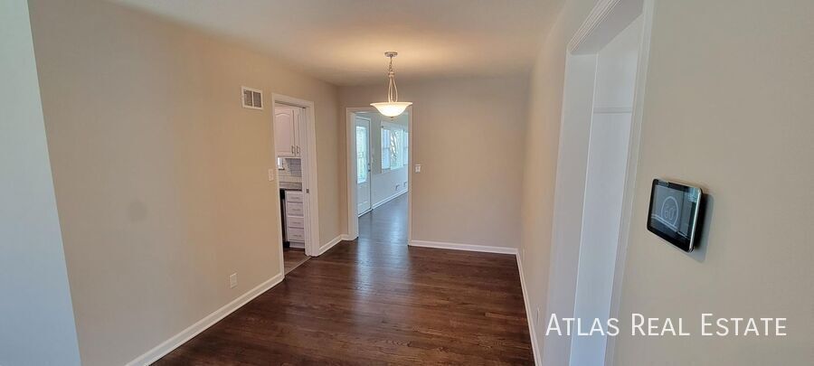 Building Photo - 5016 W 72nd St