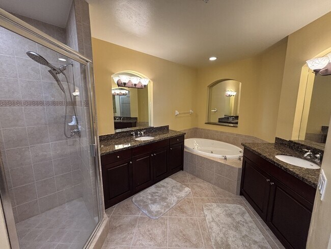 Building Photo - 85 Vivante Blvd