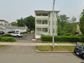 Building Photo - 119 Hamilton St