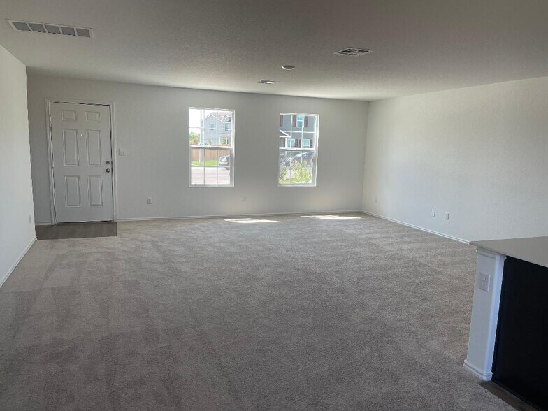 Building Photo - 14324 Tordillo Dr