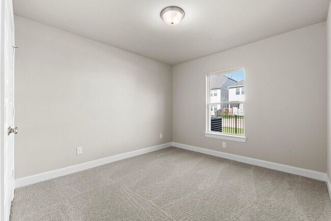 Building Photo - 1916 Huntly Chase Dr