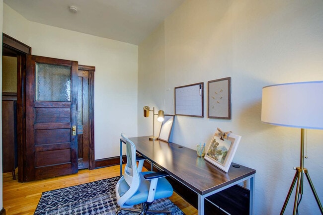 Building Photo - 1253 Williamson St