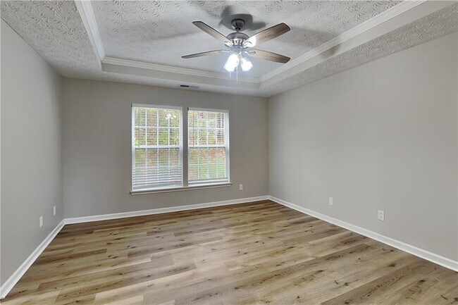 Building Photo - 293 Topaz Dr