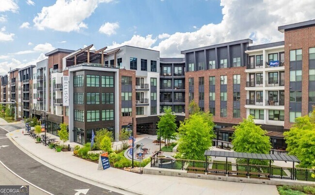 Building Photo - 2801 Windy Ridge Pkwy SE