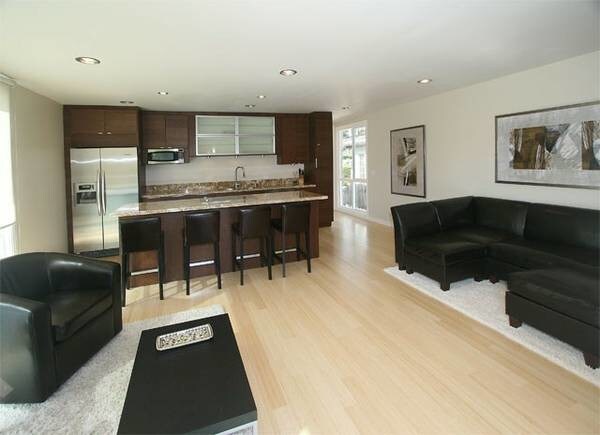 Building Photo - 1053 Oro St