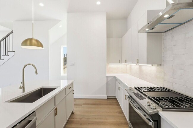 Building Photo - 3830 Wilmer St