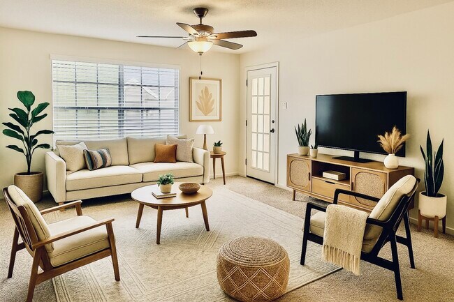 Building Photo - 1311 Antoine Dr