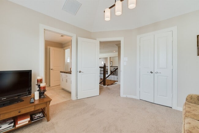 Building Photo - 1826 Jade Hollow Ln