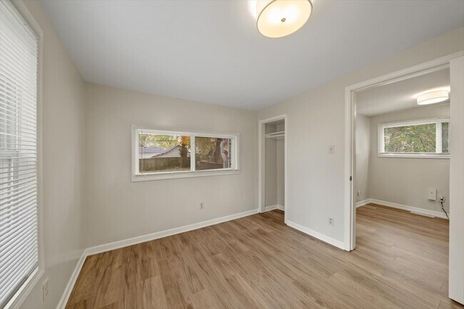 Building Photo - 4459 Fisher St